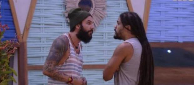 Wagner e Viegas discutem por eliminação na Prova do Líder Wagner e Viegas discutem por eliminação na Prova do Líder