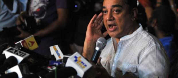 6 Times Kamal Haasan Proved That He Is Not Afraid To Speak The ... (Image via scoopwhoop/Youtube) 6 Times Kamal Haasan Proved That He Is Not Afraid To Speak The ... (Image via scoopwhoop/Youtube)