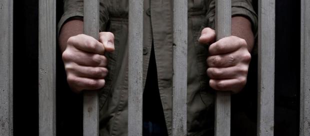Habitos comuns no Brasil são crime em outros países Habitos comuns no Brasil são crime em outros países