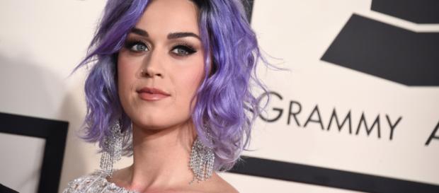 Katy Perry gana litigio a monjas Katy Perry gana litigio a monjas