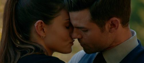 Será que Hayley e Elijah conseguirão retornar a relação de amor na ultima temporada de The Originals?