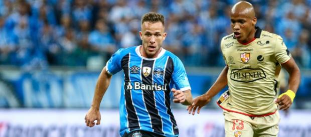 Arthur tem princípio de acordo com o Barcelona Arthur tem princípio de acordo com o Barcelona