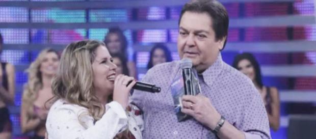 Marília Mendonça e Faustão juntos no 'Domingão do Faustão' Marília Mendonça e Faustão juntos no 'Domingão do Faustão'