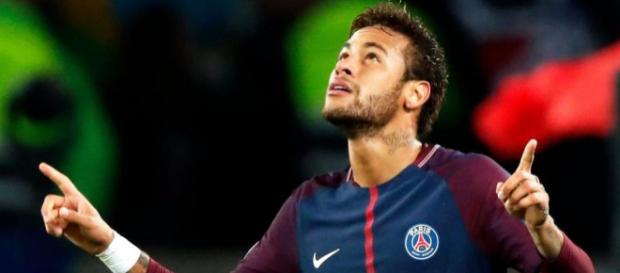 Neymar poderia estar de saída do PSG Neymar poderia estar de saída do PSG