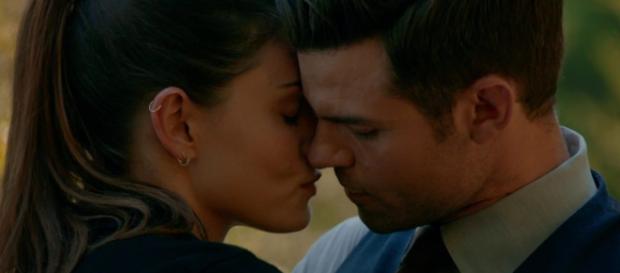 Será que Hayley e Elijah conseguirão retornar a relação de amor na ultima temporada de The Originals? Será que Hayley e Elijah conseguirão retornar a relação de amor na ultima temporada de The Originals?
