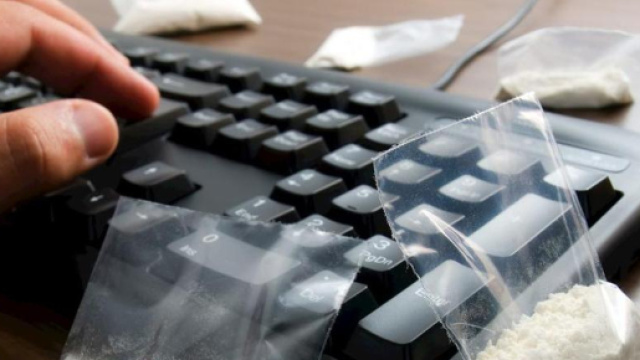 Dal Sound alla farmacia, passando per siti online e social.