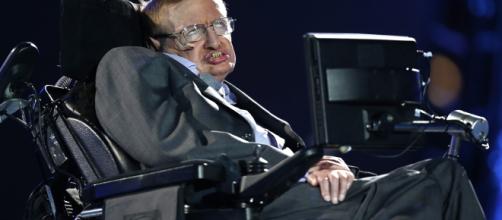 Stephen Hawking ci ha lasciati all'età di 76 anni