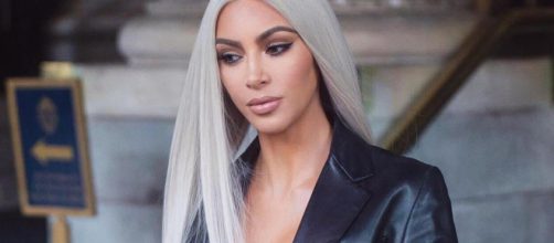 Sí, puedes decolorarte el pelo como Kim Kardashian sin dañarlo ... - glamour.es