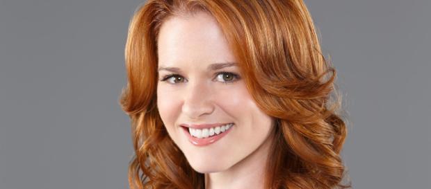 Sarah Drew - April Kepner FONTE: TvGuide Sarah Drew - April Kepner FONTE: TvGuide