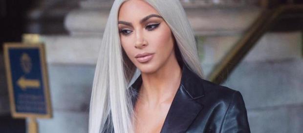 Sí, puedes decolorarte el pelo como Kim Kardashian sin dañarlo ... - glamour.es Sí, puedes decolorarte el pelo como Kim Kardashian sin dañarlo ... - glamour.es