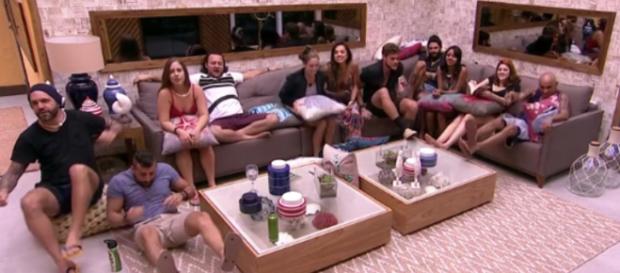Tiago Leifert dá bronca nos participantes do ''BBB18'' Tiago Leifert dá bronca nos participantes do ''BBB18''