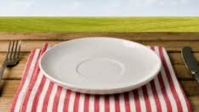 Il digiuno intermittente riduce la massa grassa e il colesterolo LDL.