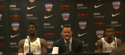 Sean Miller has a press conference with Deandre Ayton. (Image via CBS Sports/Youtube)