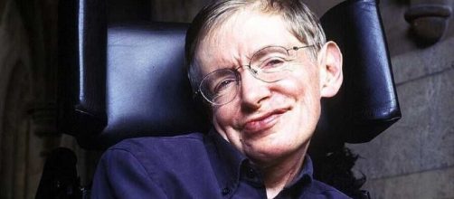 Stephen Hawking, il fisico di fama mondiale è morto all'età di settantasei anni.