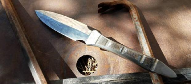 Daga forjada mano de una barra del cuervo de JakesCustomKnives en ... - etsystudio.com Daga forjada mano de una barra del cuervo de JakesCustomKnives en ... - etsystudio.com