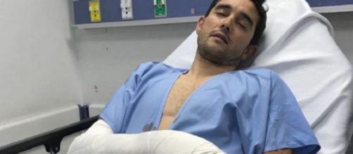 Il 41enne Oscar Sevilla dopo l'intevento chirurgico. (foto: cyclingweekly.com)