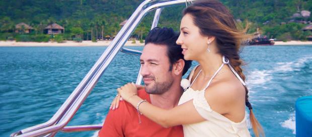 Bachelor Daniel Völz und seine Kristina stellten sich live den Fragen der Fans - Foto: MG RTL D Bachelor Daniel Völz und seine Kristina stellten sich live den Fragen der Fans - Foto: MG RTL D