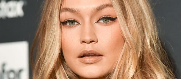 Gigi Hadid's Coconut Oil Hair Trick | StyleCaster - stylecaster.com Gigi Hadid's Coconut Oil Hair Trick | StyleCaster - stylecaster.com