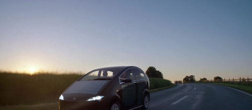 Sion: auto elettrica e solare, disponibile anche in Italia