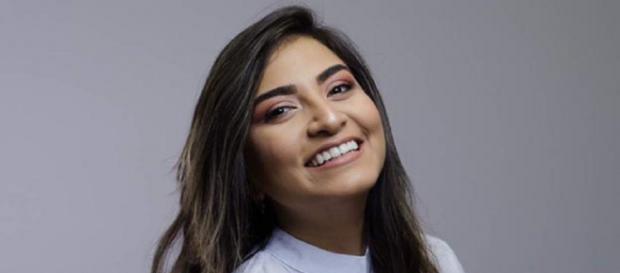 Andrea Fuenmayor lanza su primer álbum 'Aún hay Más' Andrea Fuenmayor lanza su primer álbum 'Aún hay Más'