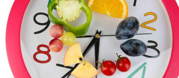 La alimentación requiere horarios regulares. - laopinion.com La alimentación requiere horarios regulares. - laopinion.com