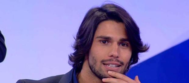 Luca Onestini: convivenza con Ivana Mrazova e dichiarazioni su Soleil. Luca Onestini: convivenza con Ivana Mrazova e dichiarazioni su Soleil.