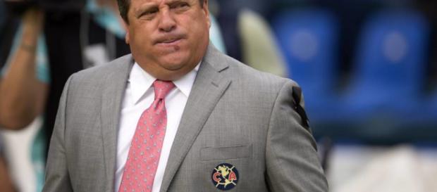 Miguel Herrera tuvo que descartar a dos elementos extranjeros Miguel Herrera tuvo que descartar a dos elementos extranjeros