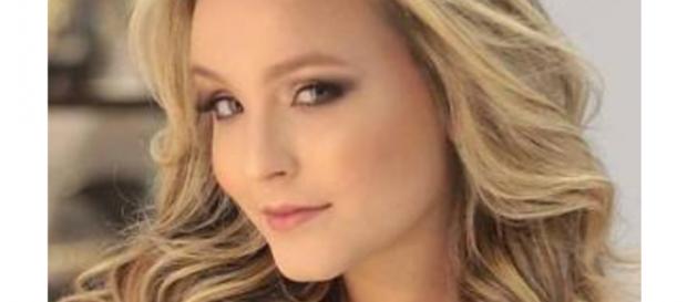 Nova dona da "lua" é Larissa Manoela Nova dona da "lua" é Larissa Manoela