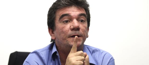 Andrés não gostou da brincadeira nas redes sociais Andrés não gostou da brincadeira nas redes sociais