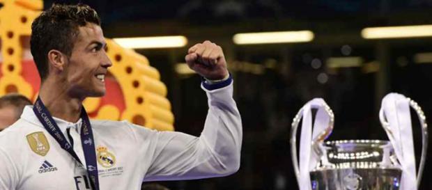 Cristiano Ronaldo ganhou a Champions na temporada passada Cristiano Ronaldo ganhou a Champions na temporada passada