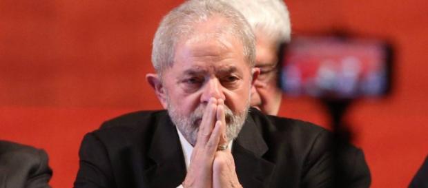 Lula voltou a se defender nesta sexta Lula voltou a se defender nesta sexta