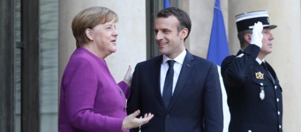 Merkel et Macron se donnent une feuille de route pour l'Europe - lesechos.fr Merkel et Macron se donnent une feuille de route pour l'Europe - lesechos.fr
