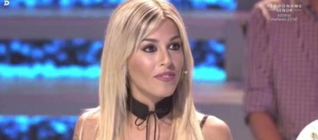 Oriana Marzoli, 'visita fantasma' en 'Superviventes 2017' - mediaset.es Oriana Marzoli, 'visita fantasma' en 'Superviventes 2017' - mediaset.es