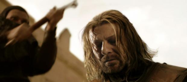 Último cena do personagem Ned Stark Último cena do personagem Ned Stark