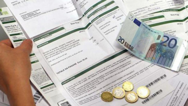 Bollette ecco come le compagnie provvederanno a rimborsare i clienti