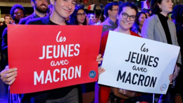Les «Jeunes avec Macron» changent de tête sous le patronage du ... - liberation.fr