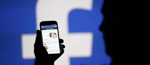 Facebook rivela: gli account falsi o duplicati sono 270 milioni