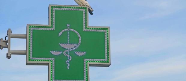 Compra La Cruz Verde De Las Farmacias, Símbolo De La Pureza Divina ... - farmacialabandeira.com Compra La Cruz Verde De Las Farmacias, Símbolo De La Pureza Divina ... - farmacialabandeira.com