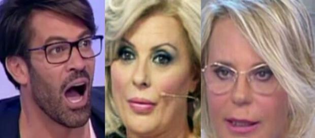 Gossip Uomini e Donne, Tina nei guai con Maria De Filippi: la richiesta choc a Mediaset Gossip Uomini e Donne, Tina nei guai con Maria De Filippi: la richiesta choc a Mediaset