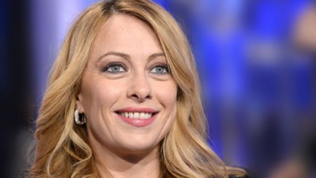 Giorgia Meloni è fortemente critica del trattato di Caen.