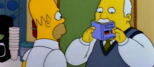 Inghilterra: uomo fermato dalla polizia mostra la patente con i dati di Homer Simpson