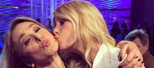Barbara D'Urso e Alessia Marcuzzi: ennesimo cambio alla conduzione del GF Barbara D'Urso e Alessia Marcuzzi: ennesimo cambio alla conduzione del GF