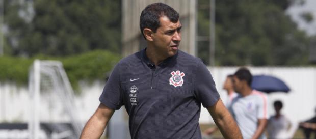 Carille terá que mexer na equipe para quinta-feira Carille terá que mexer na equipe para quinta-feira
