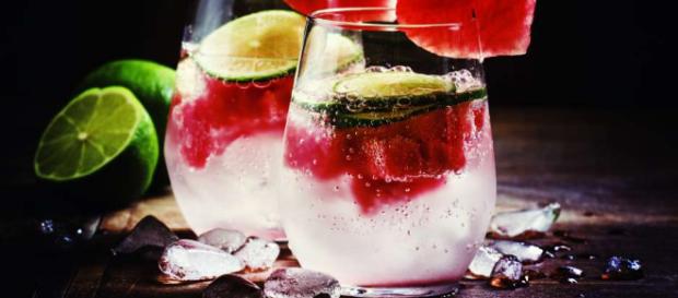 Las elegantes presentaciones de los cocteles enamoran a mucha gente. - eldiariony.com Las elegantes presentaciones de los cocteles enamoran a mucha gente. - eldiariony.com