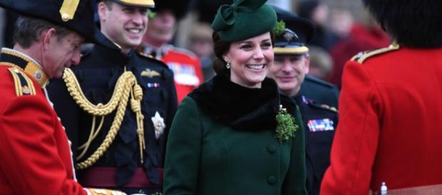Con cerveza y agua mineral: Los Duques de Cambridge celebran el ... - univision.com Con cerveza y agua mineral: Los Duques de Cambridge celebran el ... - univision.com