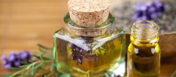 Cuáles son las propiedades del aceite esencial de lavanda Cuáles son las propiedades del aceite esencial de lavanda