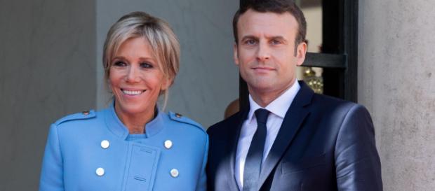 Emmanuel & Brigitte Macron: la historia de amor sin límites Emmanuel & Brigitte Macron: la historia de amor sin límites