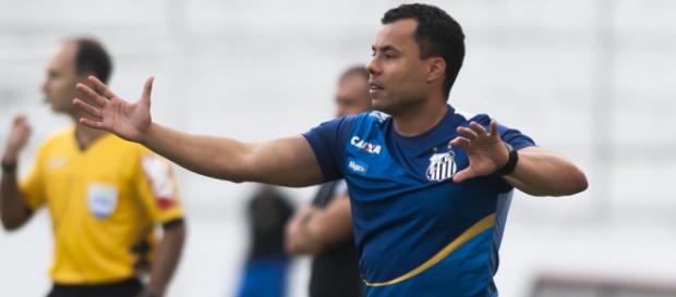 Jair havia pedido para o jogador ficar no clube Jair havia pedido para o jogador ficar no clube