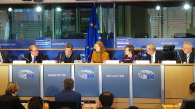 Les eurodéputés ont appelé l'UE à adopter des mesures efficaces pour forcer Téhéran à libérer les manifestants emprisonnés.