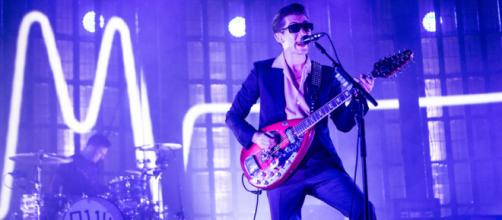 Arctic Monkeys annunciano Roma e Milano (Foto - nme.com)